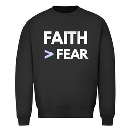 Herren Sweatshirt Faith > Fear – Christliches Sweatshirt mit Glaubensbotschaft | by-grace.store