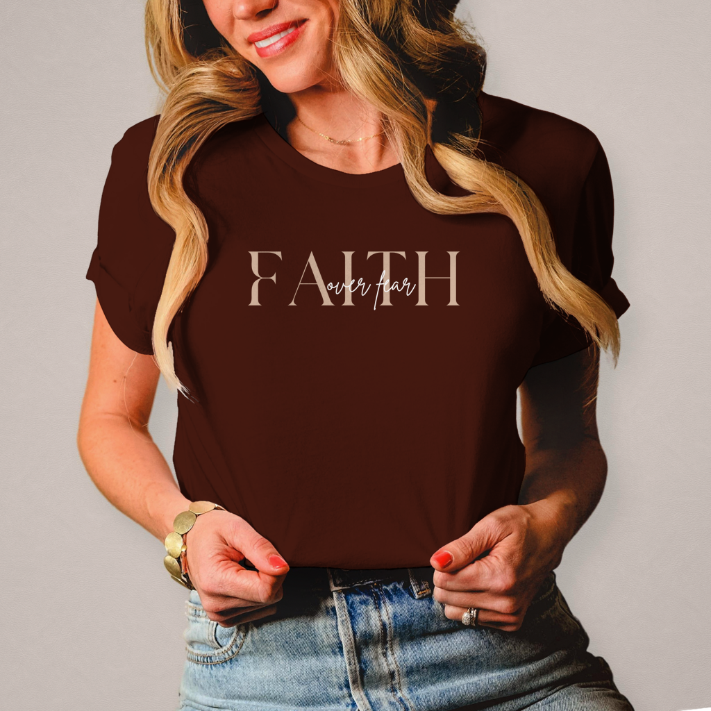 Damen T-Shirt Faith over Fear | Christliches Shirt – By Grace