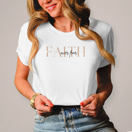 Damen T-Shirt Faith over Fear | Christliches Shirt – By Grace
