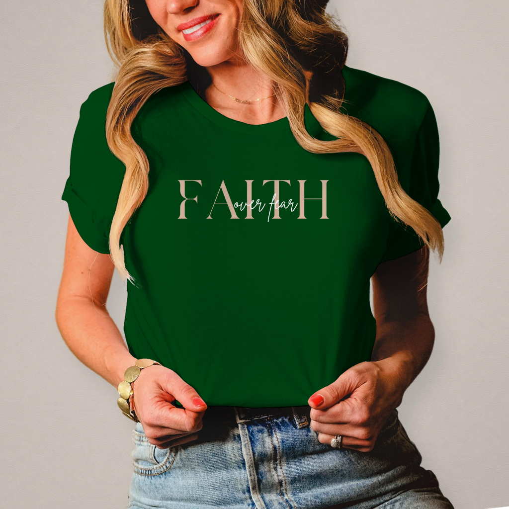 Damen T-Shirt Faith over Fear | Christliches Shirt – By Grace