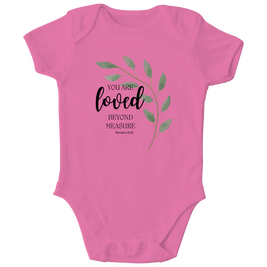 Kinder Bio Body „Loved“ – Liebevolle Botschaft für Babys | by-grace.store