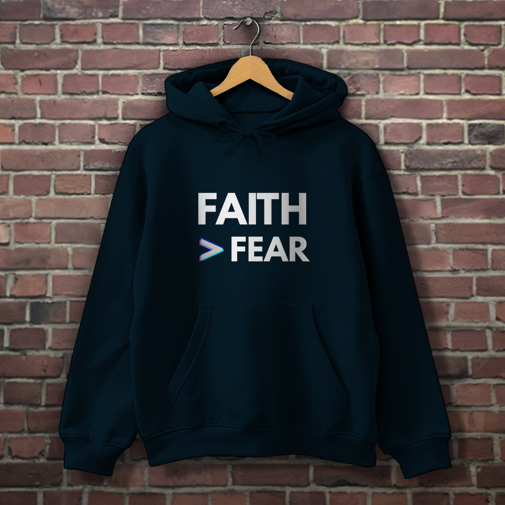 Herren Hoodie Faith > Fear – Christlicher Hoodie mit Glaubensbotschaft | by-grace.store