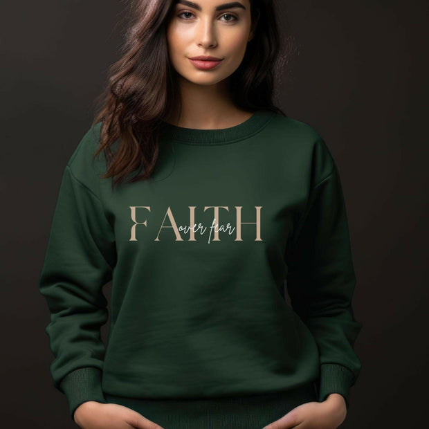Damen Premium Bio Sweatshirt "Faith over Fear" - by-grace.store