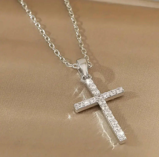 925er Silber Kreuzkette mit Zirkonia – Silber oder Vergoldet | Christliche Kette für Damen