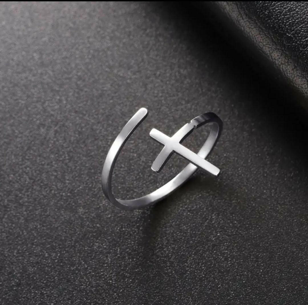 Eleganter verstellbarer Kreuzring - by-grace.store
