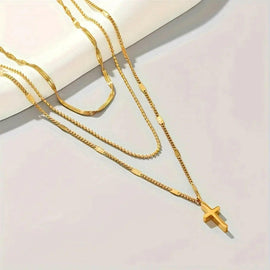Elegante 3-lagige Halskette mit Kreuzanhänger – 18K vergoldet - by-grace.store